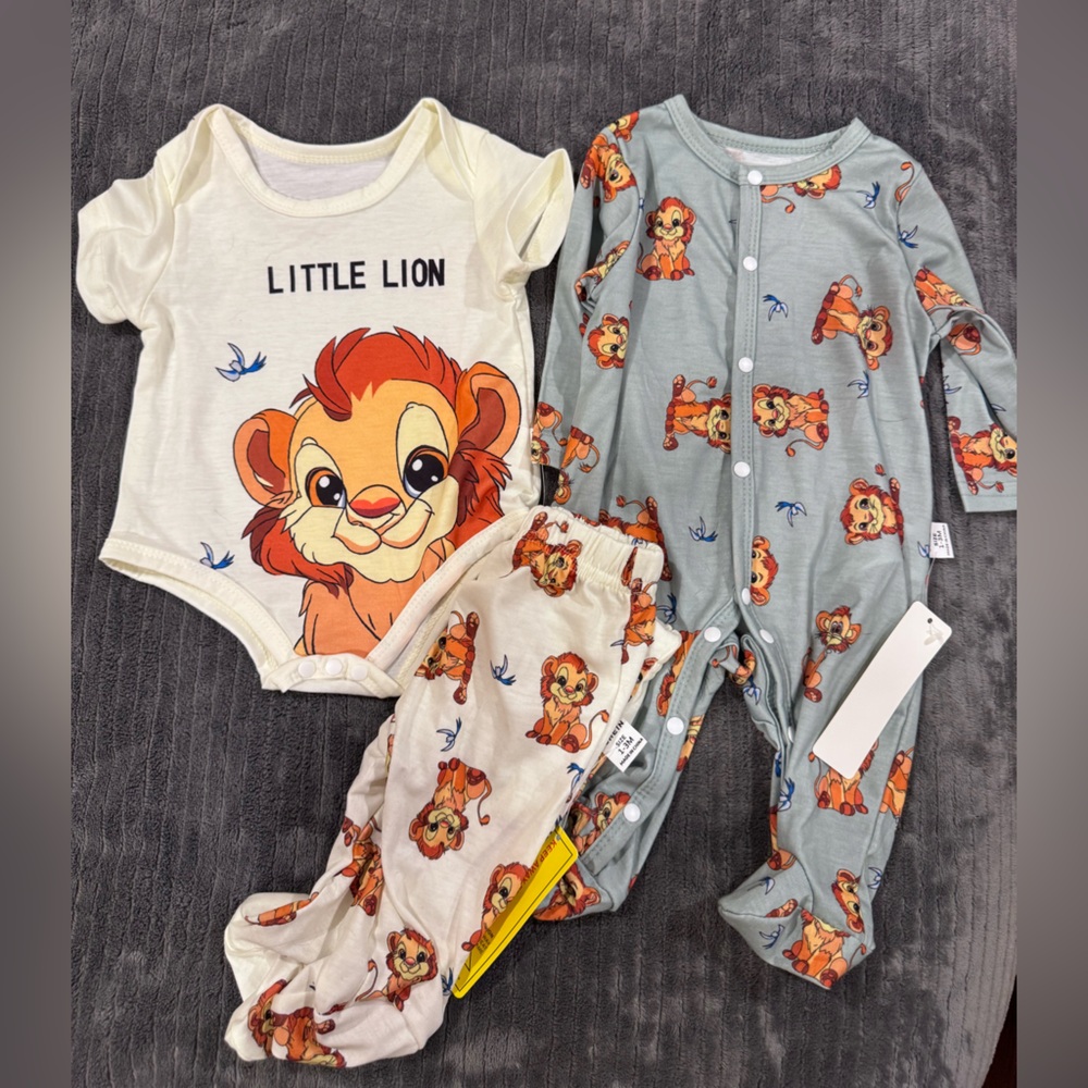 SHEIN Lion King Baby Outfit Set 1-3M